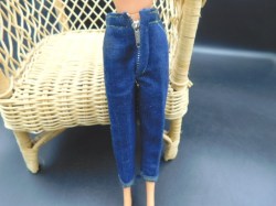 967 BARBIE DOLL PICNIC SET 1959 - 61 CHOICE OF PAIRS OF CLAM DIGGER DENIM JEANS, ZIPPERS
